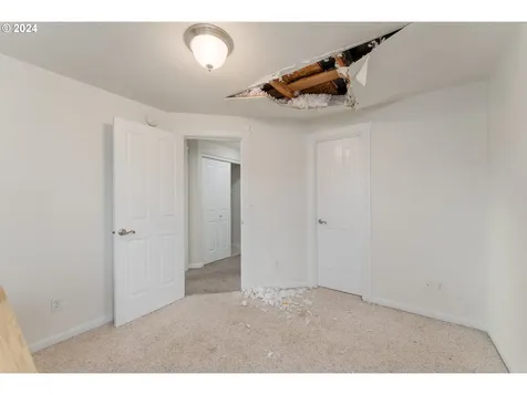 243 Summerwood Street Roseburg OR 97471