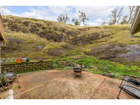 243 Summerwood Street Roseburg OR 97471
