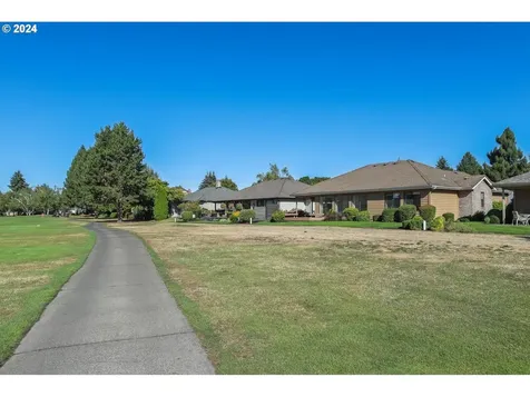 570 Snead Drive N Keizer OR 97303