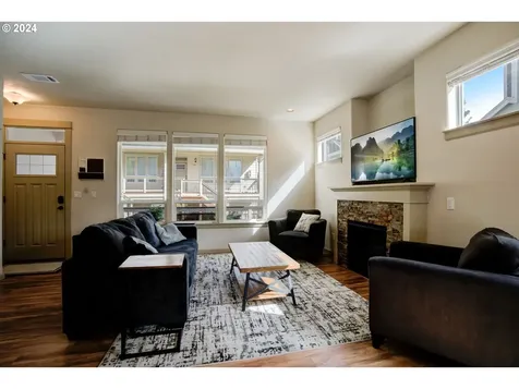 7745 Ne Mary Beth Lane Hillsboro OR 97124