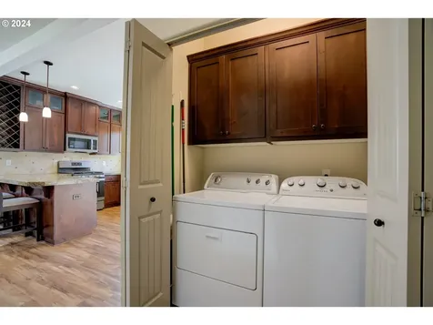 7745 Ne Mary Beth Lane Hillsboro OR 97124