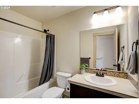 7745 Ne Mary Beth Lane Hillsboro OR 97124