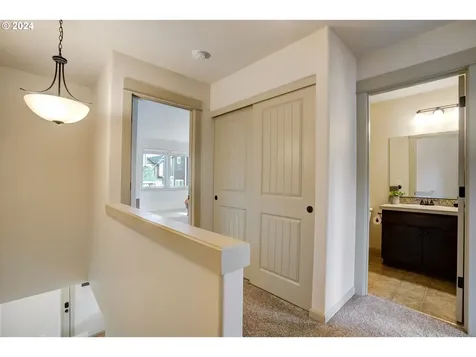 7745 Ne Mary Beth Lane Hillsboro OR 97124