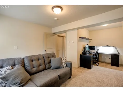 7745 Ne Mary Beth Lane Hillsboro OR 97124
