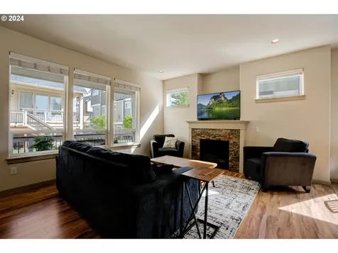 7745 Ne Mary Beth Lane Hillsboro OR 97124