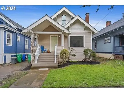 3839 Se Ivon Street Portland OR 97202