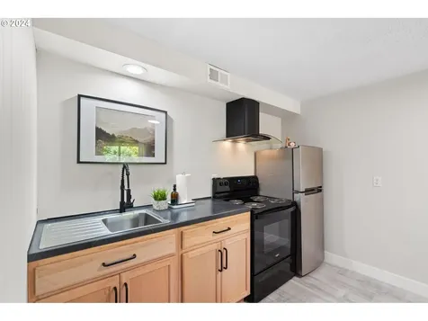 635 Sky Lane Forest Grove OR 97116