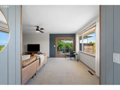 635 Sky Lane Forest Grove OR 97116