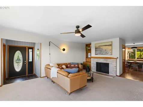 635 Sky Lane Forest Grove OR 97116