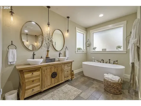 9780 Sw Clark Hill Road Beaverton OR 97007