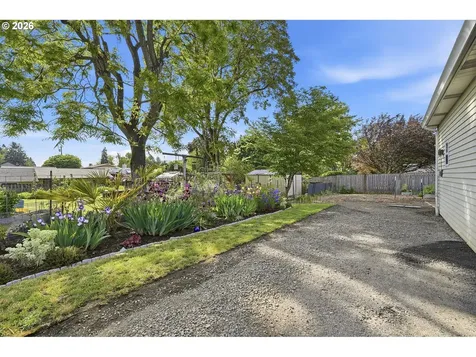 890 N Holly Street Canby OR 97013