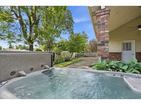 890 N Holly Street Canby OR 97013