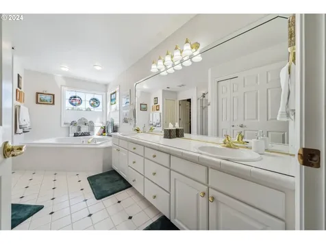 2808 Ne 136th Street Vancouver WA 98686