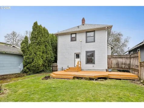 2931 SE Tibbetts Street Portland OR 97202