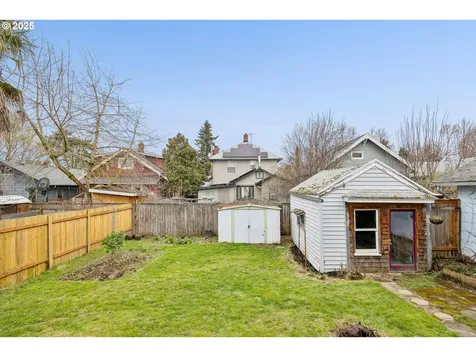2931 SE Tibbetts Street Portland OR 97202