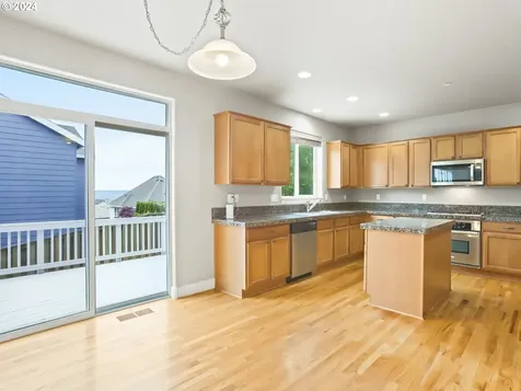8444 Sw Hayden Drive Beaverton OR 97007