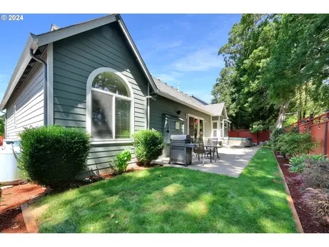 88139 9th Street Veneta OR 97487