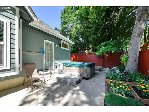 88139 9th Street Veneta OR 97487