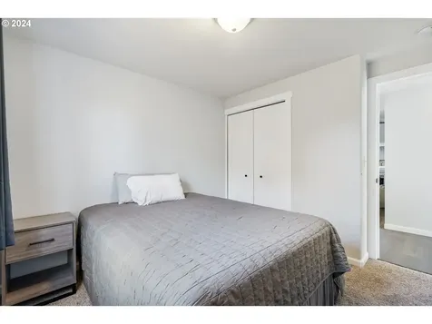 18117 SE 19th Street Vancouver WA 98683