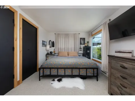 5628 Nw Jetty Avenue Lincoln City OR 97367
