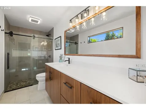 559 Sunny Hill Drive Lake Oswego OR 97034