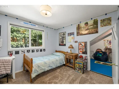 559 Sunny Hill Drive Lake Oswego OR 97034