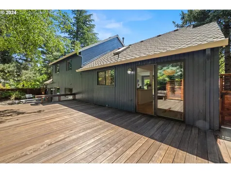 559 Sunny Hill Drive Lake Oswego OR 97034
