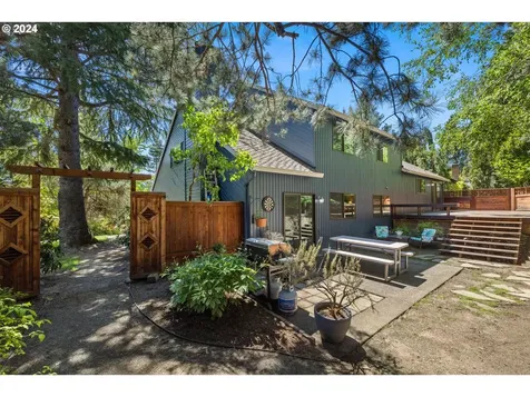 559 Sunny Hill Drive Lake Oswego OR 97034
