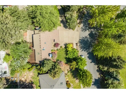 559 Sunny Hill Drive Lake Oswego OR 97034