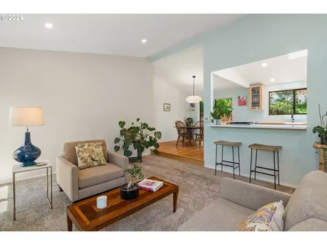559 Sunny Hill Drive Lake Oswego OR 97034