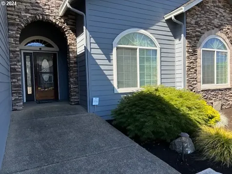 2585 Lexington Avenue Sutherlin OR 97479