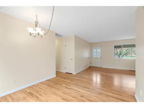 2210 SW Ecole Avenue Beaverton OR 97005