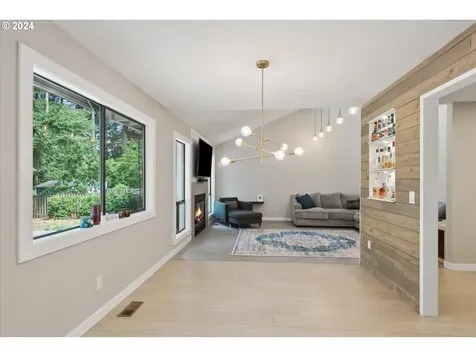 8793 SW Iroquois Drive Tualatin OR 97062