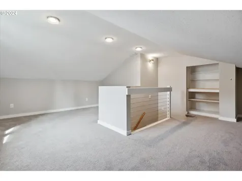 8793 SW Iroquois Drive Tualatin OR 97062