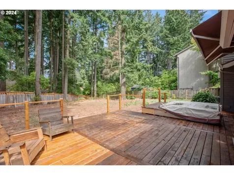 8793 SW Iroquois Drive Tualatin OR 97062