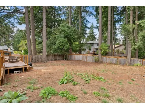 8793 SW Iroquois Drive Tualatin OR 97062