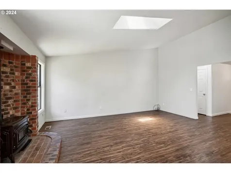 14852 Ne Graham Street Portland OR 97230