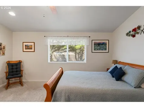 1235 Yew Street Florence OR 97439