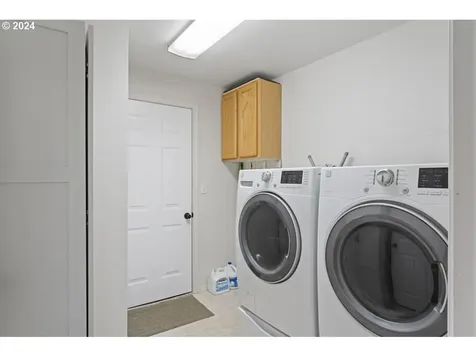 1235 Yew Street Florence OR 97439