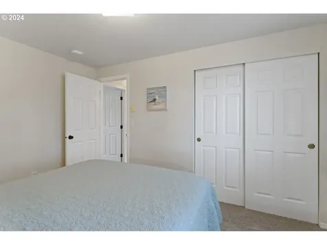 1235 Yew Street Florence OR 97439