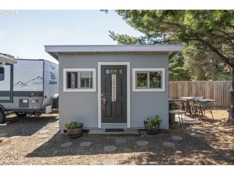 1235 Yew Street Florence OR 97439