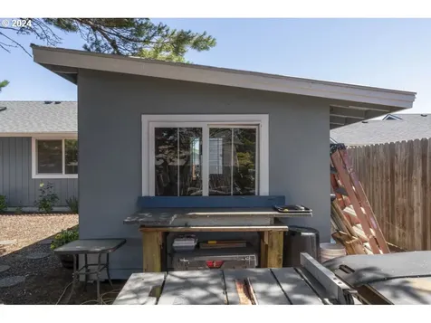 1235 Yew Street Florence OR 97439
