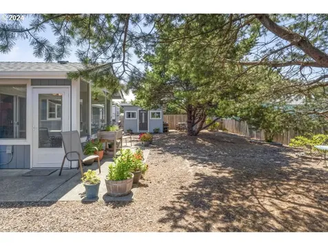 1235 Yew Street Florence OR 97439