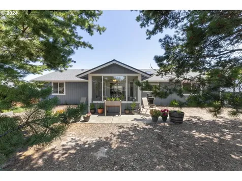 1235 Yew Street Florence OR 97439