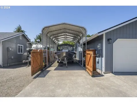 1235 Yew Street Florence OR 97439