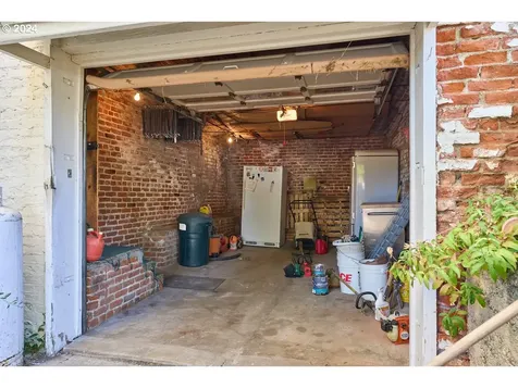 401 SE 6th Street Enterprise OR 97828
