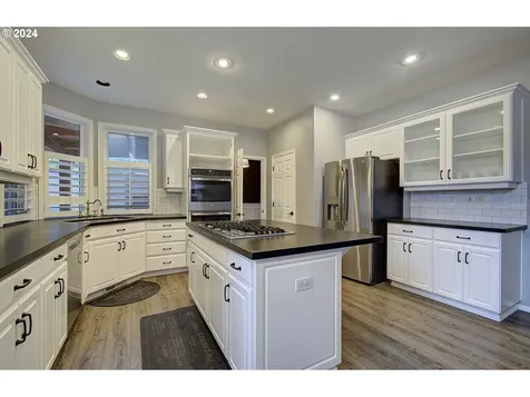 2455 Michael Drive West Linn OR 97068