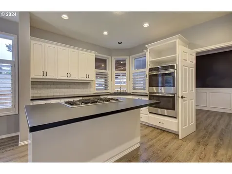 2455 Michael Drive West Linn OR 97068