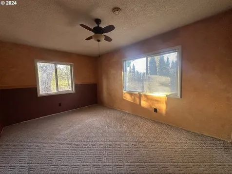 304 Dairy Loop Road Roseburg OR 97471