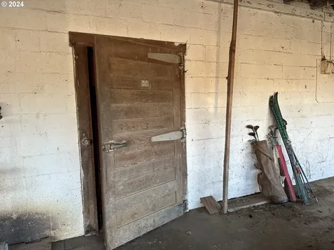 304 Dairy Loop Road Roseburg OR 97471